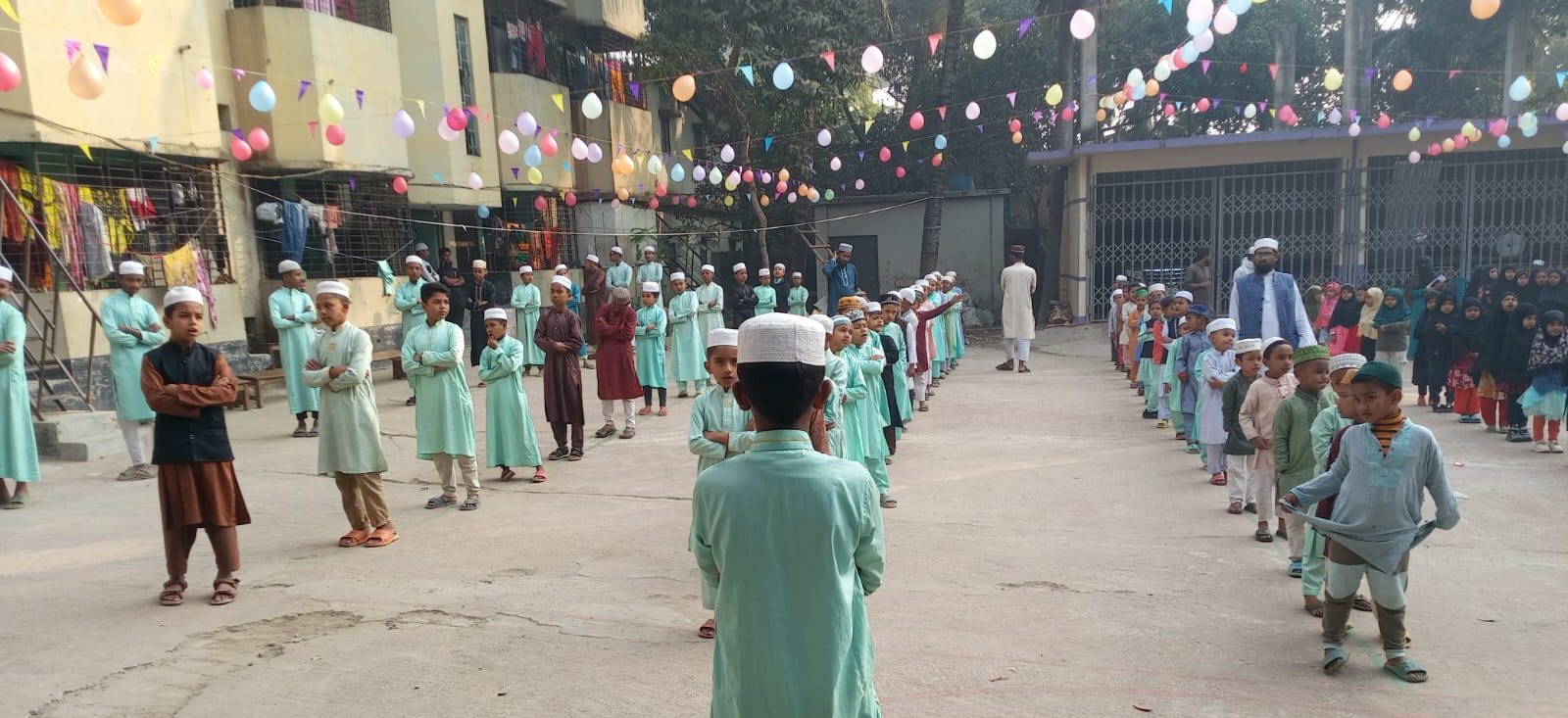 মাদ্রাসায়ে নূরে মদিনার বার্ষিক ক্রীড়া প্রতিযোগিতা অনুষ্ঠিত