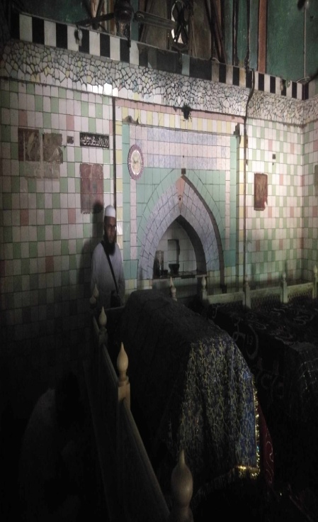 E:\deband safar\received_247292224380758.jpeg